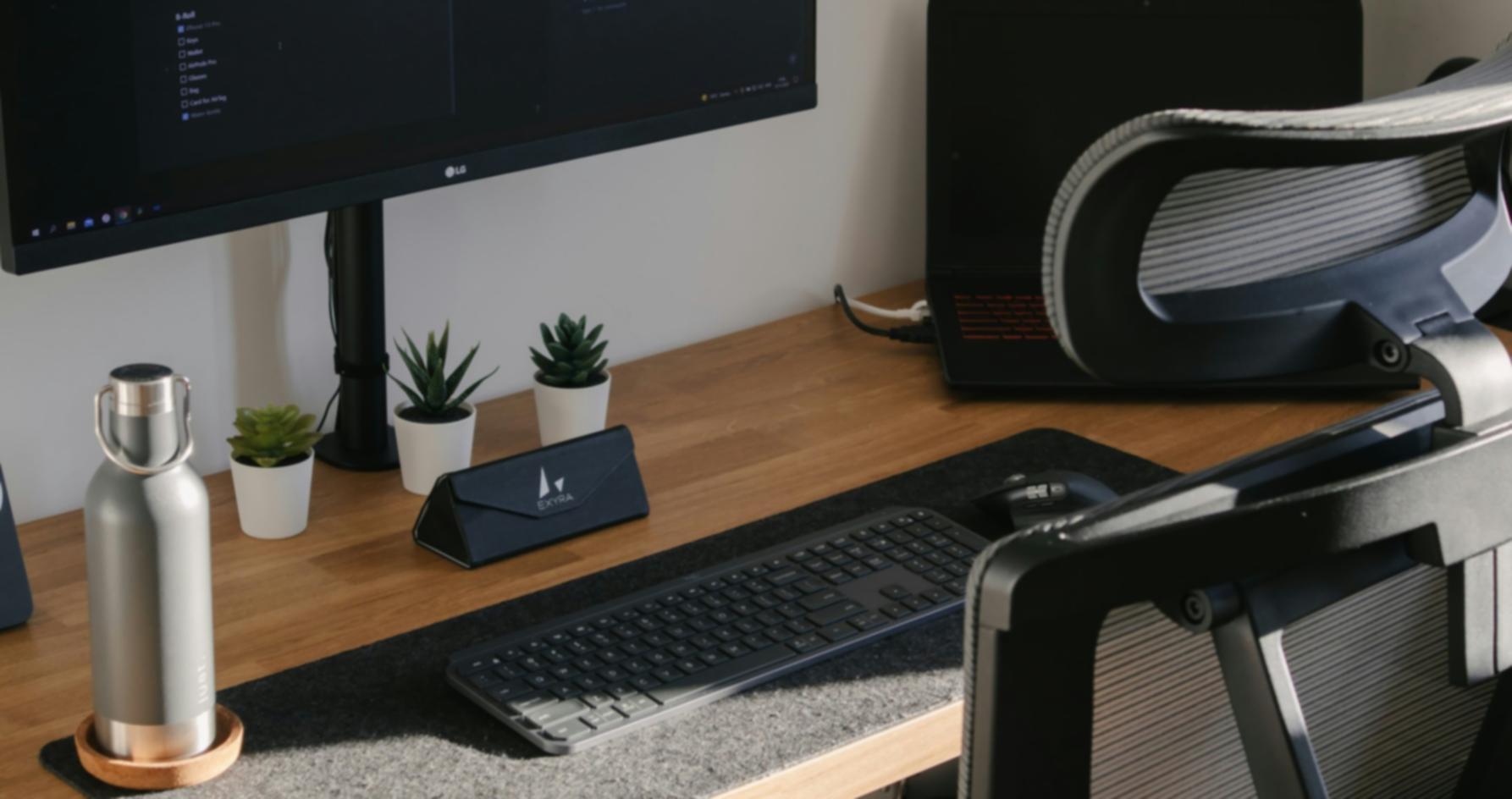 Strategic planning meeting for financial communication